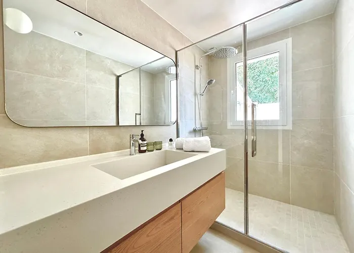 Villa Luxurious Villa With Swimming Pool Gujan-Mestras